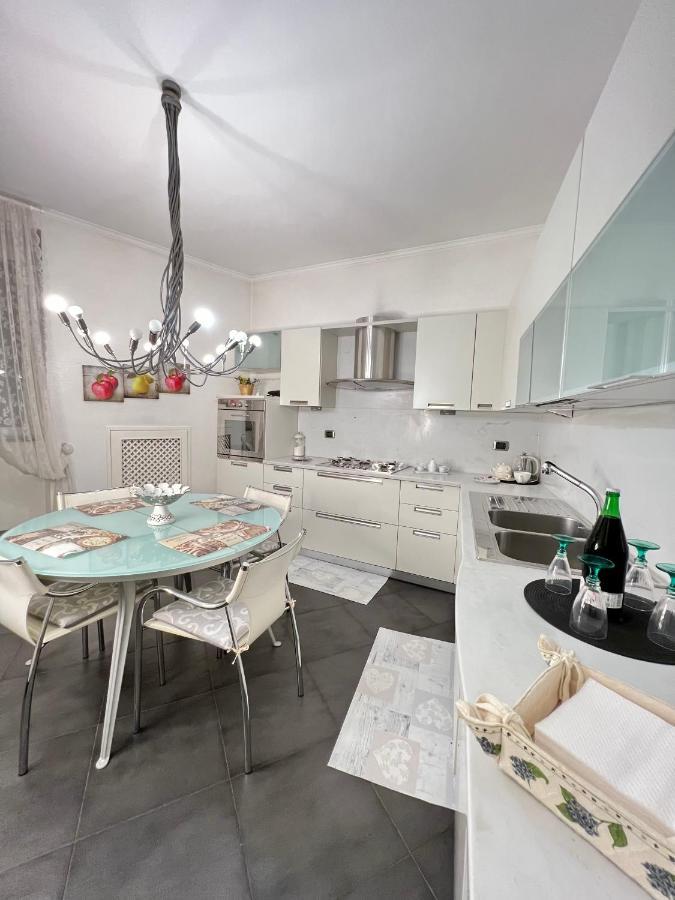 Casa Vacanze Maridy ナポリ エクステリア 写真