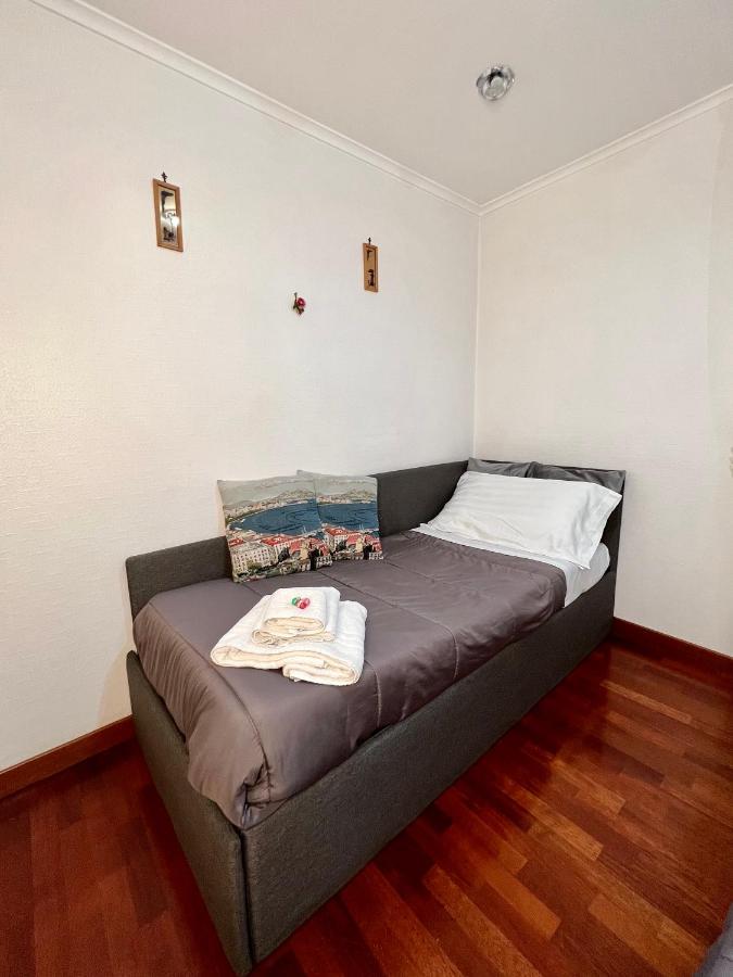 Casa Vacanze Maridy ナポリ エクステリア 写真