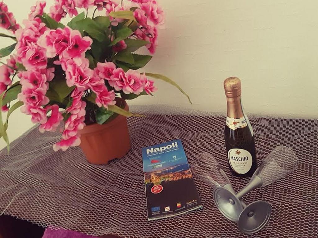 Casa Vacanze Maridy ナポリ エクステリア 写真