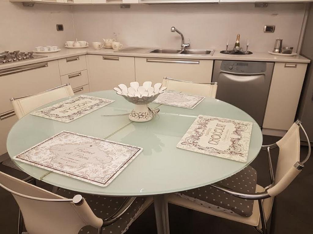 Casa Vacanze Maridy ナポリ エクステリア 写真